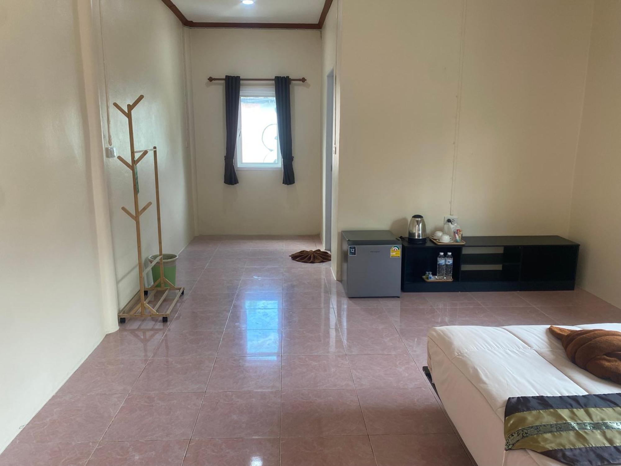 Arya Bungalow 란타섬 외부 사진