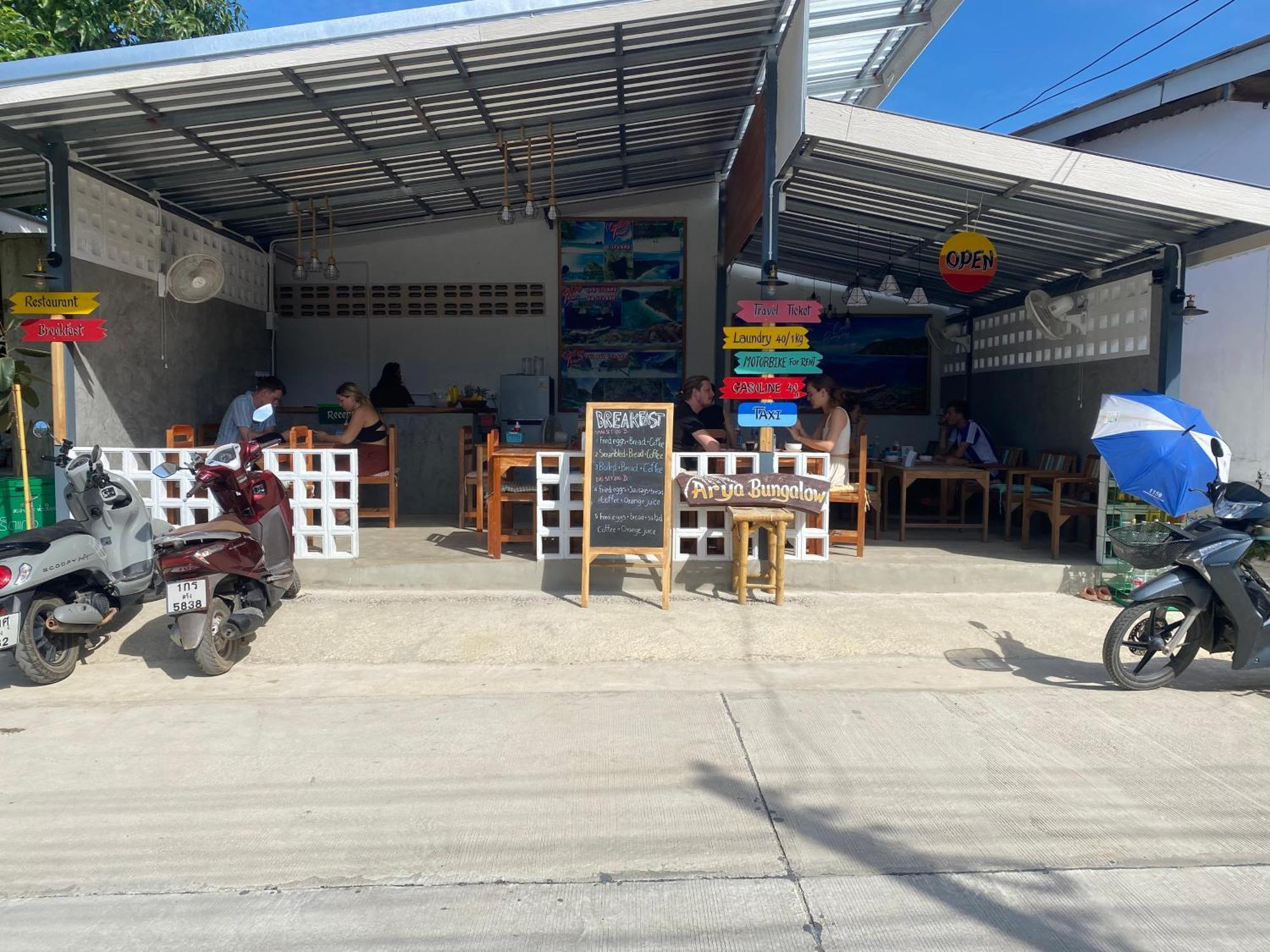 Arya Bungalow 란타섬 외부 사진